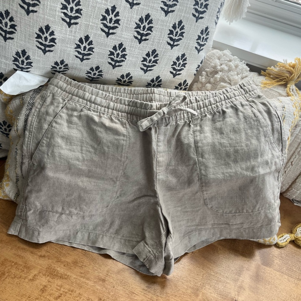Garnet Hill Women's Linen Shorts
